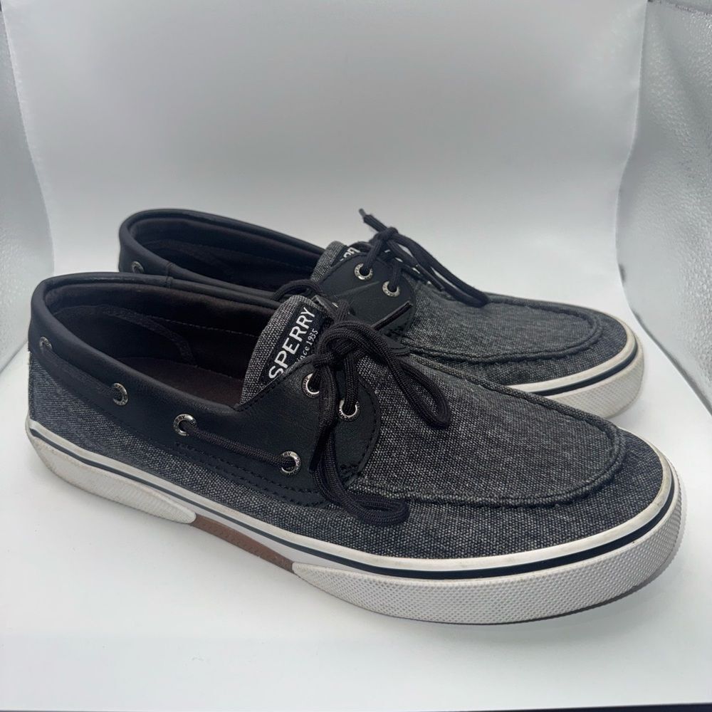 Sperry Men's Gray and Black Boat Shoes. Size 10.5